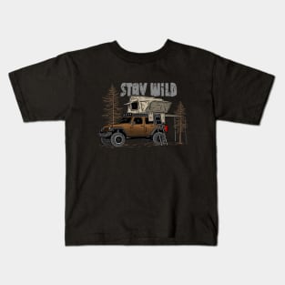 Stay Wild Jeep Camp - Adventure Brown Jeep Camp Stay Wild for Outdoor Jeep enthusiasts Kids T-Shirt